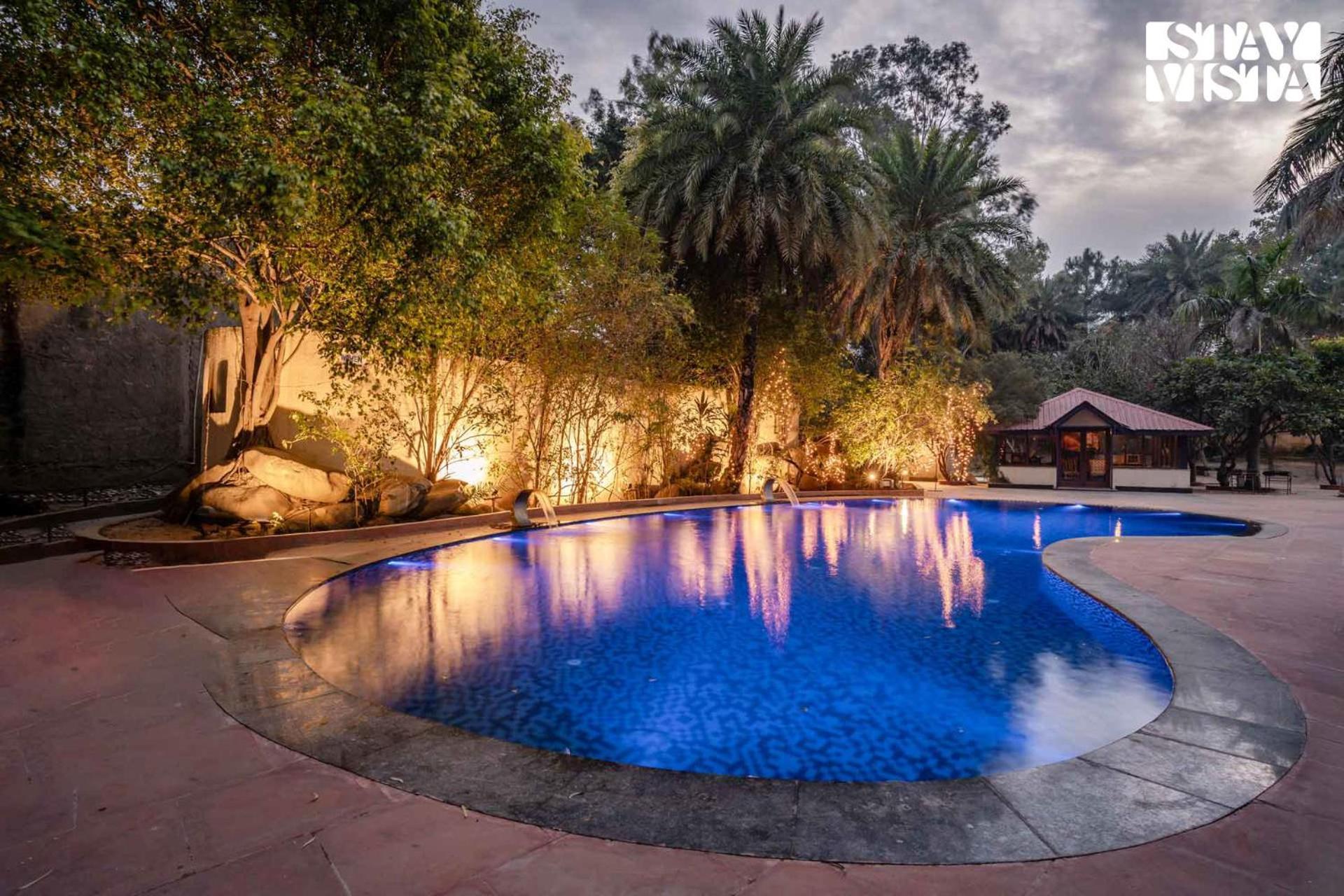 Stayvista At Amour With Lawn Zirakpur Exterior foto